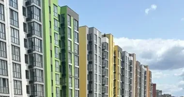 У Дніпрі жінка випала з вікна багатоповерхівки у ЖК "Щасливий"