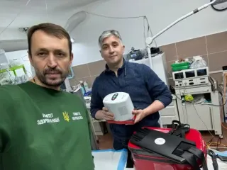 10 апаратів Easy Pulse для реанімації — допомога військовим медикам від Валерія Дубіля, Віти Присяжнюк та фонду "Надія"