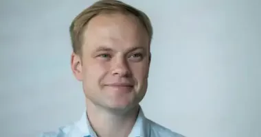 Народний депутат від "Голосу" прийшов у Раду в сандалях
