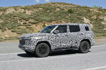 Новый Mitsubishi Pajero Sport 2026 заметили во время тестов (фото)