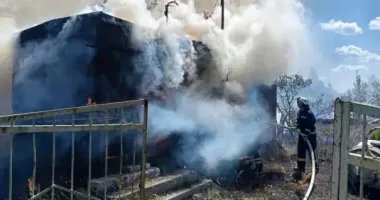 На Житомирщині масштабна пожежа ледве не лишила людей без даху над головою