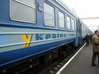 Поїздки потягом стали розкішшю, але є секрет: українцям показали, коли квитки коштують копійки