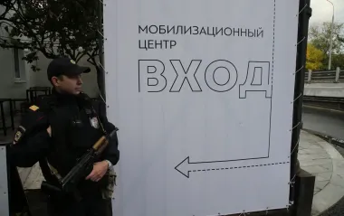 Росіяни у тимчасово окупованому Луганську посилюють примусову мобілізацію, - "Атеш"