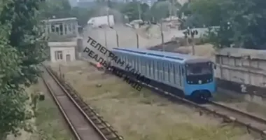 У столичному метро станції "Лісова" і "Чернігівська" тимчасово припинили свою роботу: причина