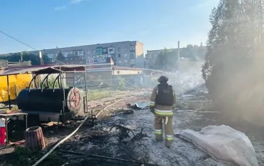 Авиаудар по Доброполью: двое погибших, десятки раненых, под завалами есть люди