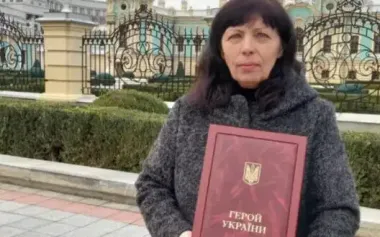 Mother of deceased pilot Dzhus on SBI searches in her son’s apartment: No respect for home of Hero of Ukraine