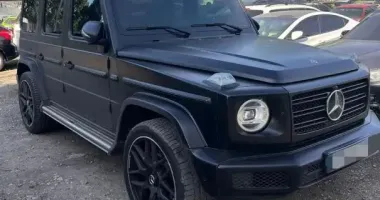В Одесской области у чиновника миграционной службы конфисковали элитное авто стоимостью почти 6 млн грн: что решил суд