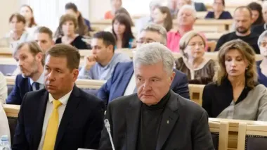 Poroshenko assesses statements of Svyrydenko and Pronin regarding grounds for imposing sanctions against him as evidence of their falsifications