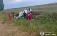На трассе Киев - Одесса перевернулся Lexus: погибла 29-летний водитель