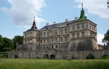 Таємні замки України: маловідомі красиві фортеці, де немає натовпу туристів