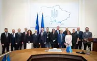 Оновлений Кабмін провів перше засідання