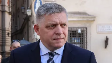 Фіцо: Словаччина зняла вето з 18-го пакета санкцій ЄС проти Росії