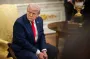 Отекают ноги и появляются синяки на руках: у Трампа обнаружили хроническое заболевание (видео)