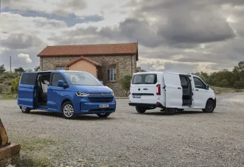 На украинский рынок выходит новый Volkswagen Transporter T7: цены и версии (фото)