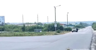 В Тернопольской области микроавтобус сбил 21-летнюю девушку