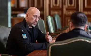 Zelenskyy holds meeting with Shmyhal: orders urgent conclusion of drone contracts