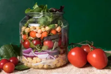 Які овочі та фрукти не можна консервувати, але деякі господині заготовляють їх на зиму