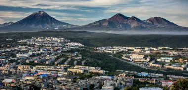 У побережья Камчатки произошло землетрясение свыше 7 баллов: есть угроза цунами (видео)