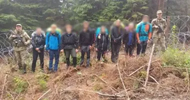 Закарпатські прикордонники затримали вісьмох чеських туристів за незаконний перетин кордону