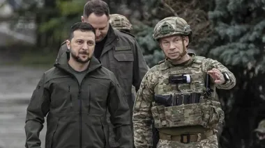 "Логістика РФ має страждати": Зеленський з Сирським обговорили далекобійні удари