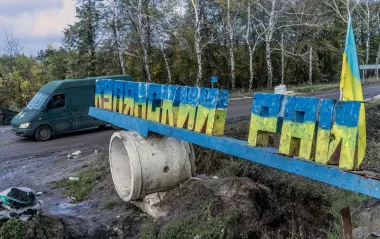 Російська авіація обстріляла КАБами Куп'янськ: є руйнування та постраждалі