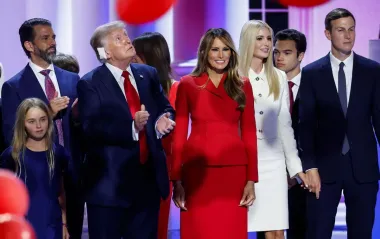 Меланія і не лише. Як родичі Трампа впливають на політику президента США