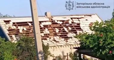 Россияне обстреляли города и села на Запорожье: ранены 3 человека