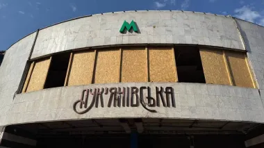 Lukianivska metro station in Kyiv closed due to Russian attack – video