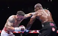 Усик - видатний чемпіон: Батько Дюбуа висловився після поразки сина