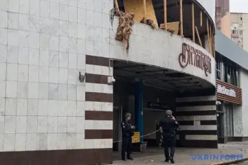 Жахливий ранок у Києві: росія вдарила по дитсадку та житлових будинках – є загиблі та поранені, серед них дитина