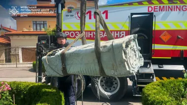 В Киеве обезвредили боевую часть российской ракеты, которая упала возле жилых домов