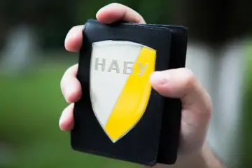 Мова йде про держзраду в НАБУ, а значить слідчі дії без ухвали суду в таких справах є законними, - юристи відреагували обшуки у Бюро