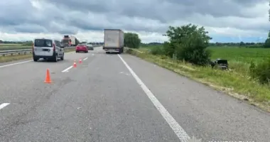 Смертельна ДТП на Житомирщині: вантажівка влетіла в іномарку