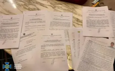 Search at NABU: documents with restricted access seized from home of Khrystenko’s relatives, including surveillance materials and detective questionnaires, - SSU. PHOTOS