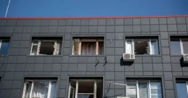 В Одесі через обстріли пошкоджено пожежну частину та гуртожиток рятувальників
