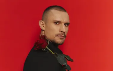 "Холостяк" Цимбалюк несподівано показався під крапельницею: що відомо