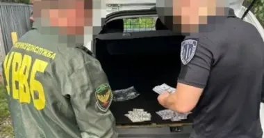 Житель Харківщини налагодив схему продажу авто, ввезених як гуманітарна допомога