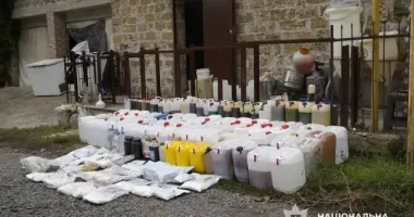 Постачали "товар" в усі регіони: в Україні викрили масштабну нарколабораторію
