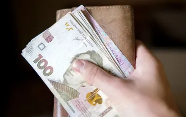Прикмети про гроші, яким вірять навіть фінансисти: що робити, щоб не збідніти
