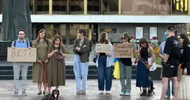 У Луцьку проходить акція протесту проти резонансних законів про НАБУ і САП