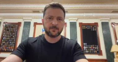Зеленський після мітингів зробив заяву про НАБУ і САП: що обіцяє президент