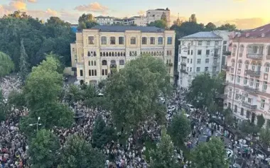 Second day of protests against elimination of NABU and SAPO independence. PHOTO OF DAY