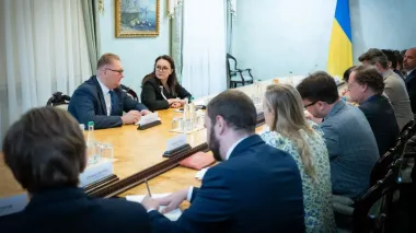 Правительство провело встречу с послами стран G7 по вопросам антикоррупционной политики