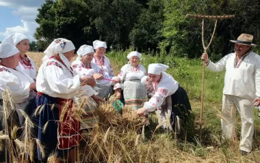 Українські прізвища, що зберігають пам’ять про злидні та виживання: чи є ваше у списку?