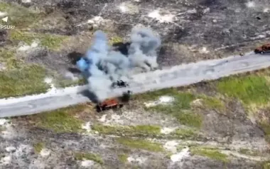Ukrainian defenders repelled combined assault: tanks and infantry of occupiers were destroyed in Siversk direction. VIDEO