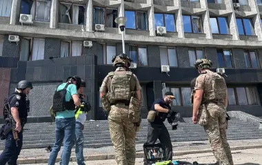 Який вигляд має будівля Сумської ОВА після удару РФ (фото)