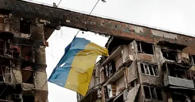 Українська держава через обстріли, через роз’їдання все нових і нових територій фронтом повільно, але тане