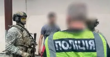Более 70 гранат и оружие на 700 тысяч: в Ивано-Франковской области задержали торговцев нелегальным оружием
