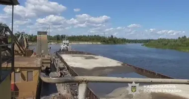 На Київщині викрито незаконний видобуток 8 тис. тонн піску з Десни