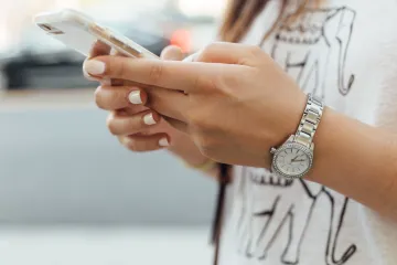 Перестаньте пользоваться этой функцией на своих смартфонах: что не так с SMS-сообщениями